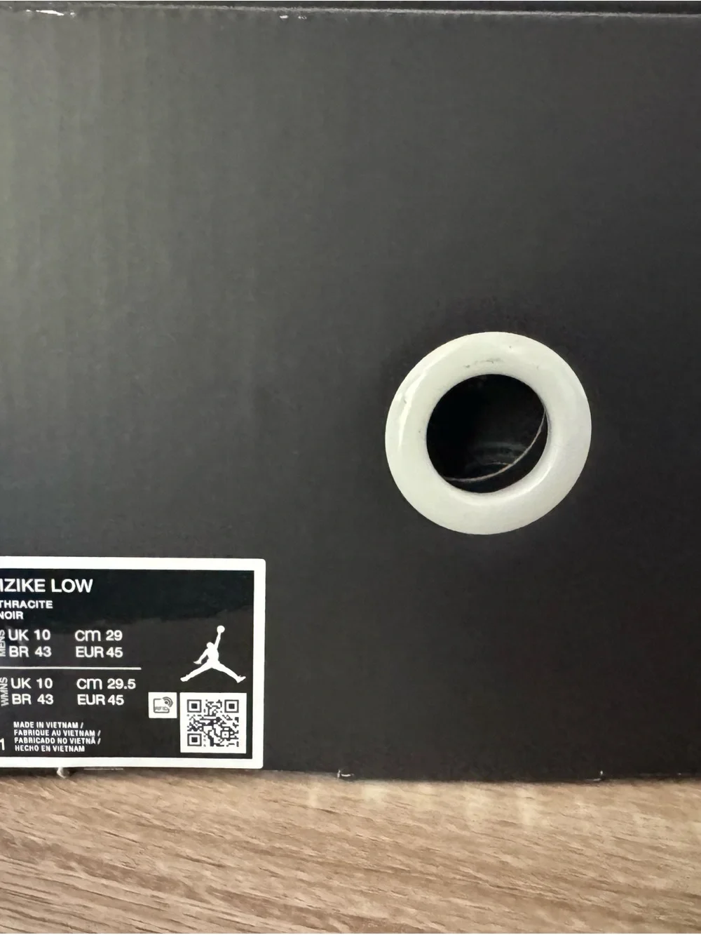 JORDAN SPIZIKE LOW  / Jordan Men's Black Athletic Sneakers